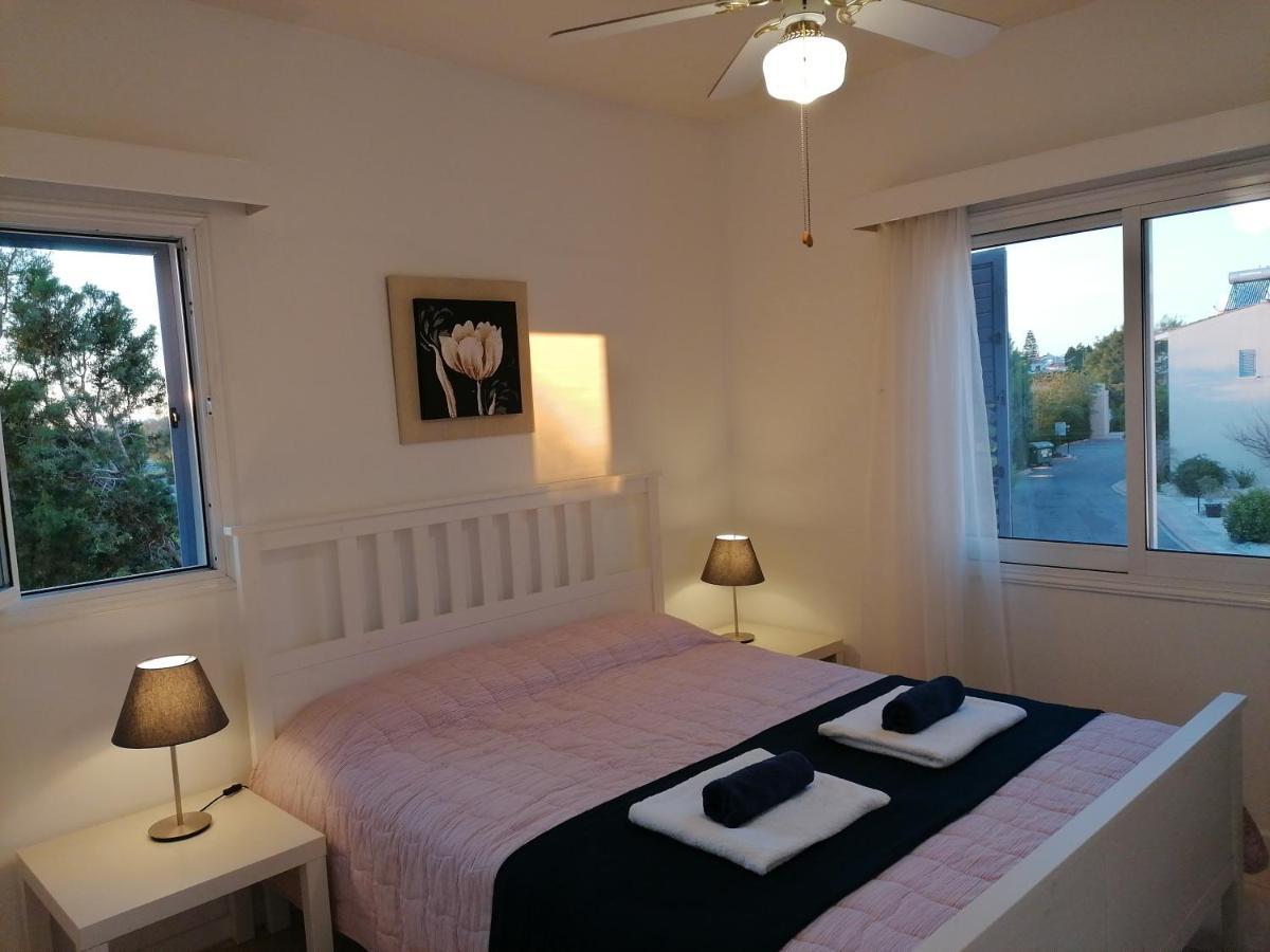 Paradise Gardens II Anastasia Apartment Paphos Esterno foto